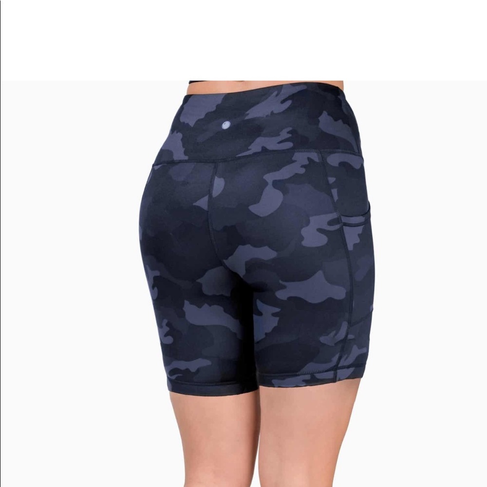 Yogalicious High waist bike shorts navy camo NWT - Picture 2 of 11